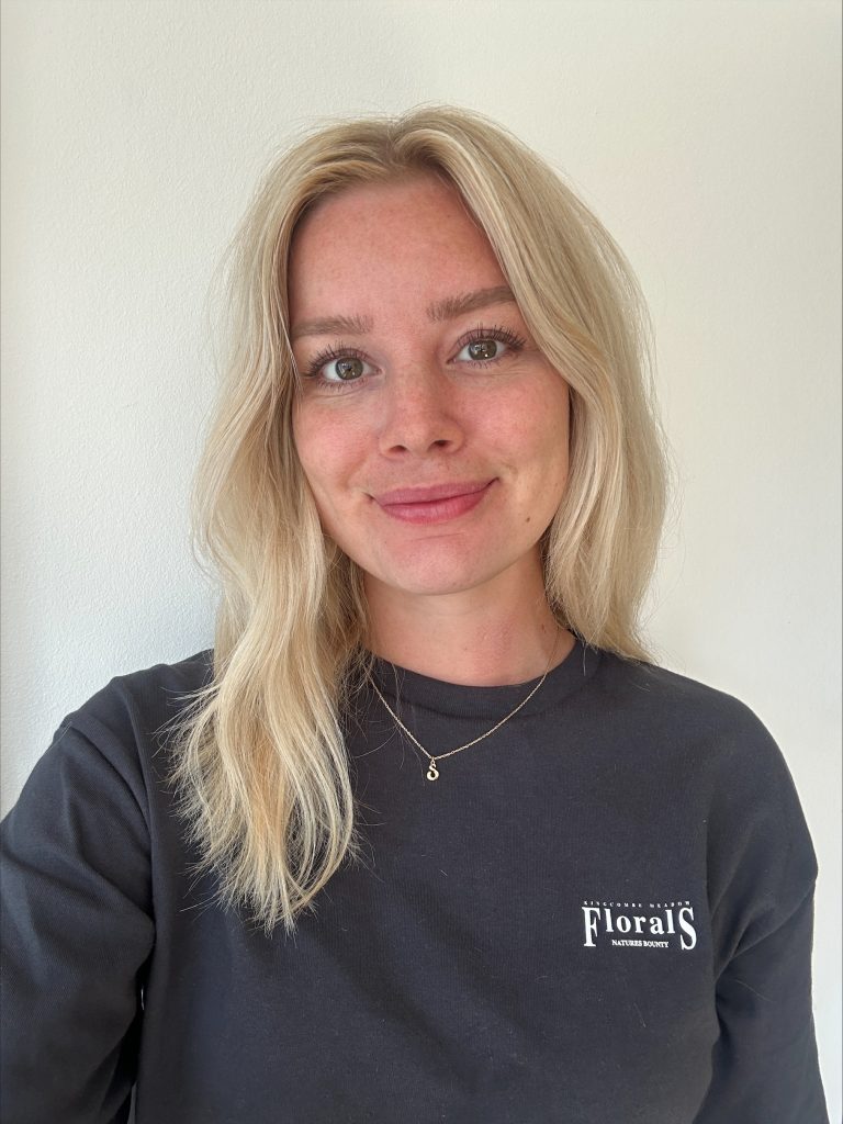 Stine Bernth Halkjær (f. 1998)